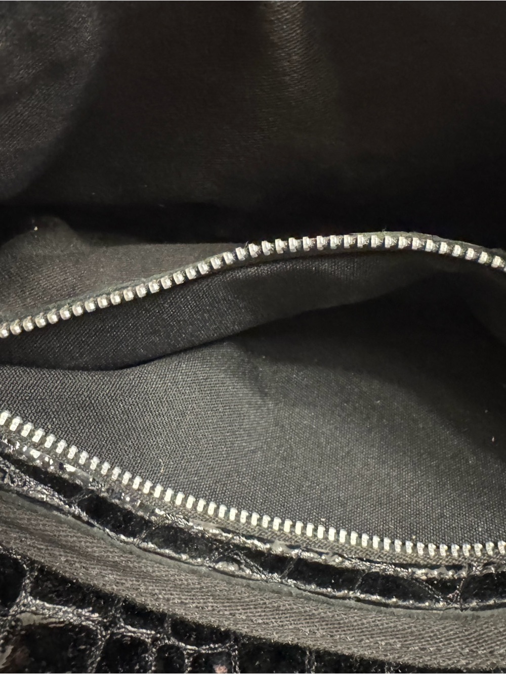 Vintage Fendi Black Crocodile Baguette Shoulder Bag with Silver Buckle - Picture 12 of 13